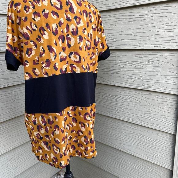 Sew In Love women’s M cheetah print gold with maroon, tan and black. - Picture 6 of 9